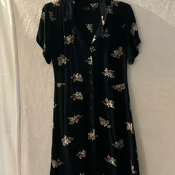Volcom Black Floral Mini Dress - Picture 2 of 14